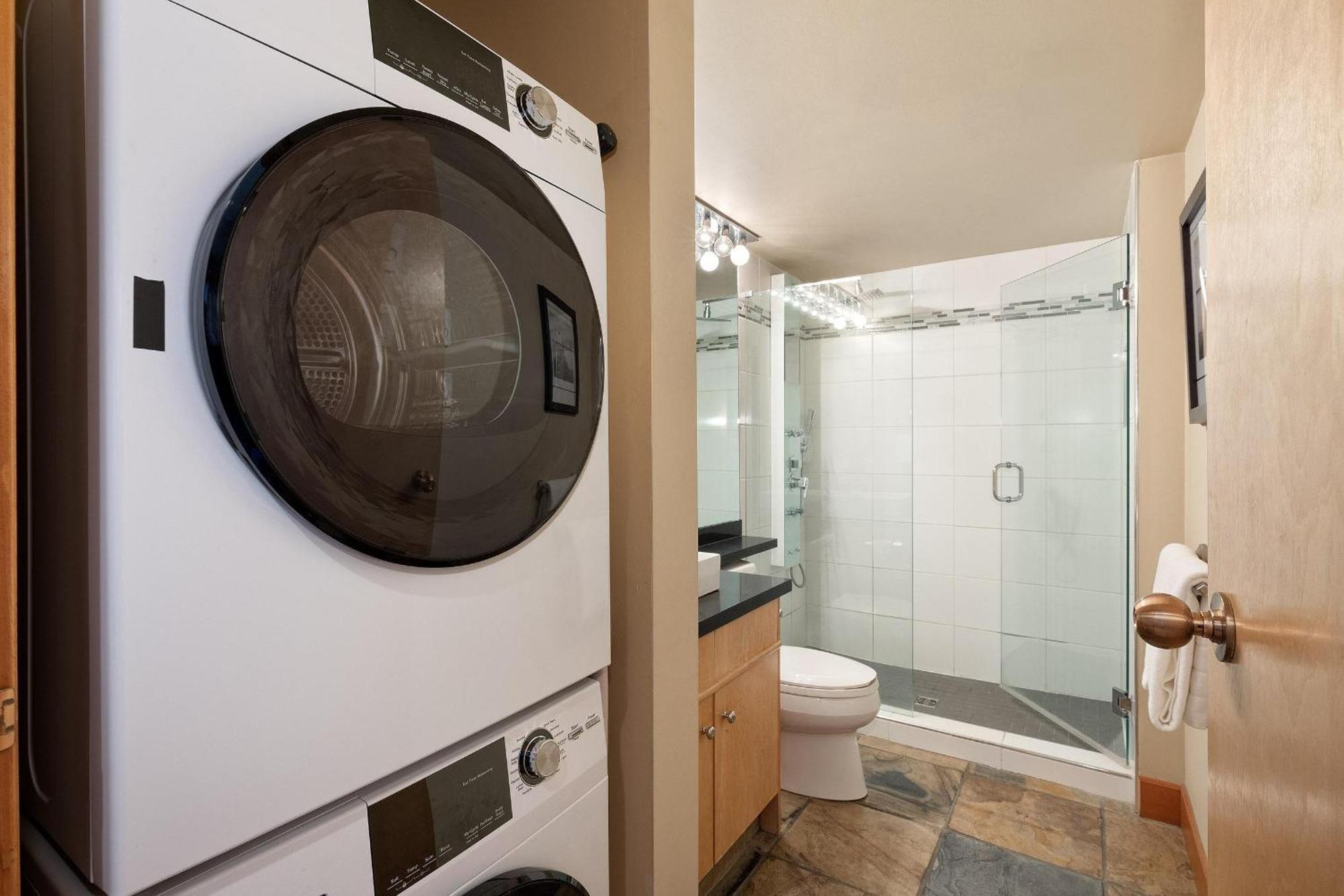 Alpine Greens 8 | Bright Townhome Near Blackcomb, Walk Or Shuttle To Skiing, Secure Parking Whistler Exterior foto